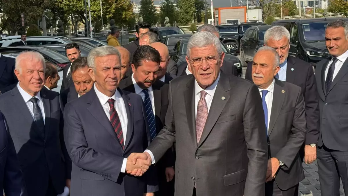 iyi parti genel baskani dervisoglu mansur yavasi ziyaret etti e62aaTL5.jpg