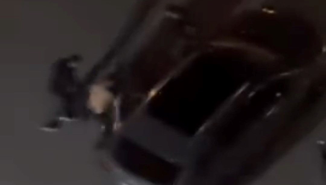 komsular yumruk yumruga birbirine girdi qpzFSJD4.jpg