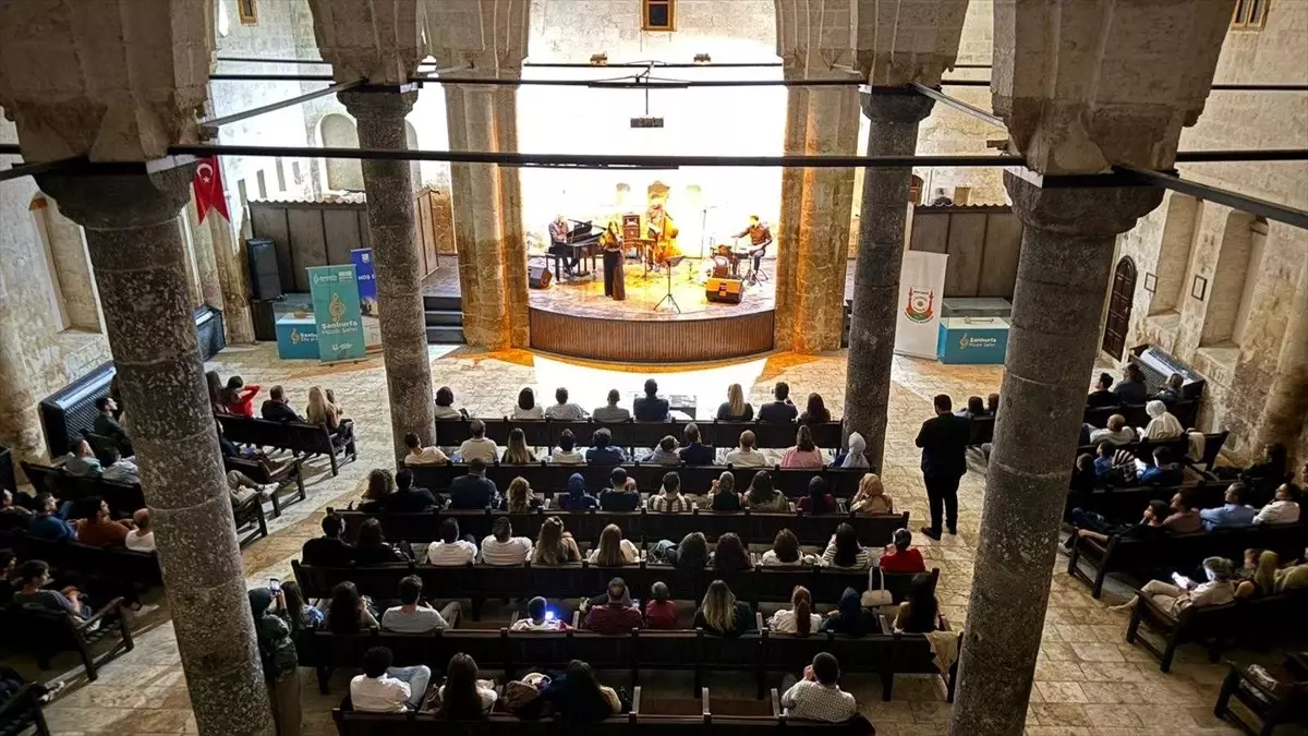 sanliurfada caz ve anadolu ezgileri bulustu XWLgdDsA.jpg