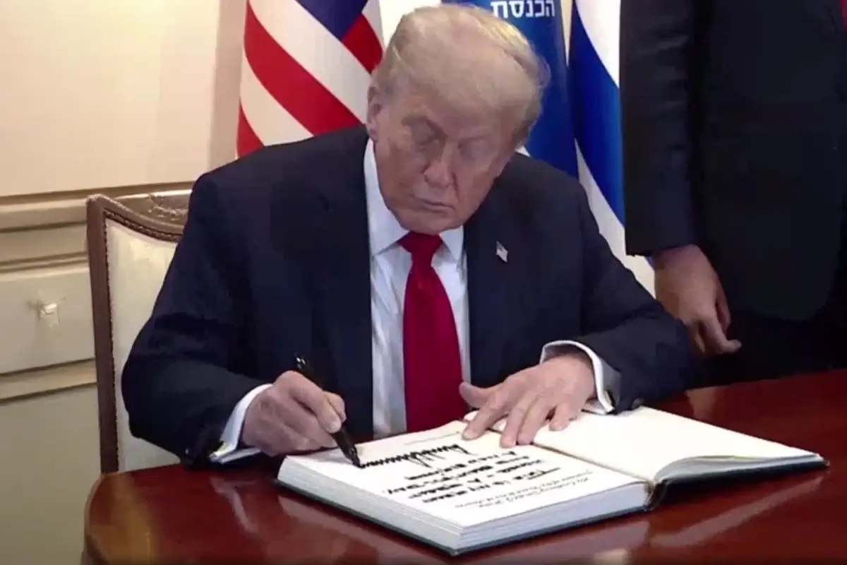 trump israil meclisinde deftere bu yeni bir baslangic notunu dustu juMblRKD.jpg