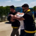 Carsaf giyip is yerini kursunlamisti 18 yasindaki genc tutuklandi T6FxLlcb