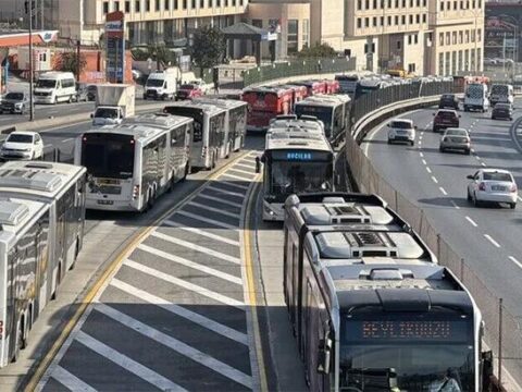 Son dakika 15 temmuzda metrobus guzergahi degisiyor 6 istasyon gecici olarak kapatilacak FsxPc28Z
