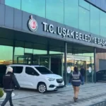 Usak belediyesine operasyon 17 gozalti ncHZ8Yeb